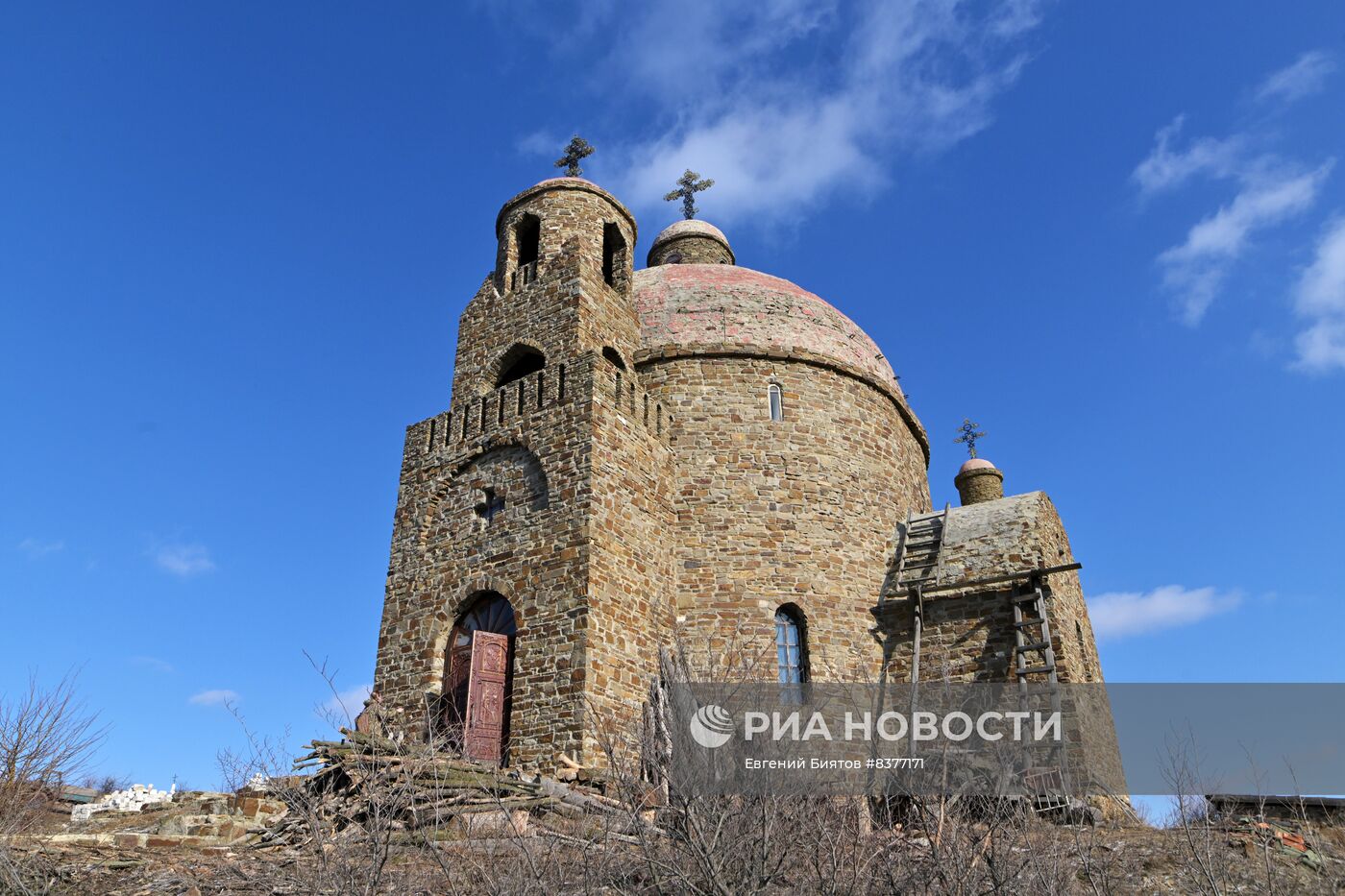 Бывший ученый-археолог Николай Тарасенко из ЛНР