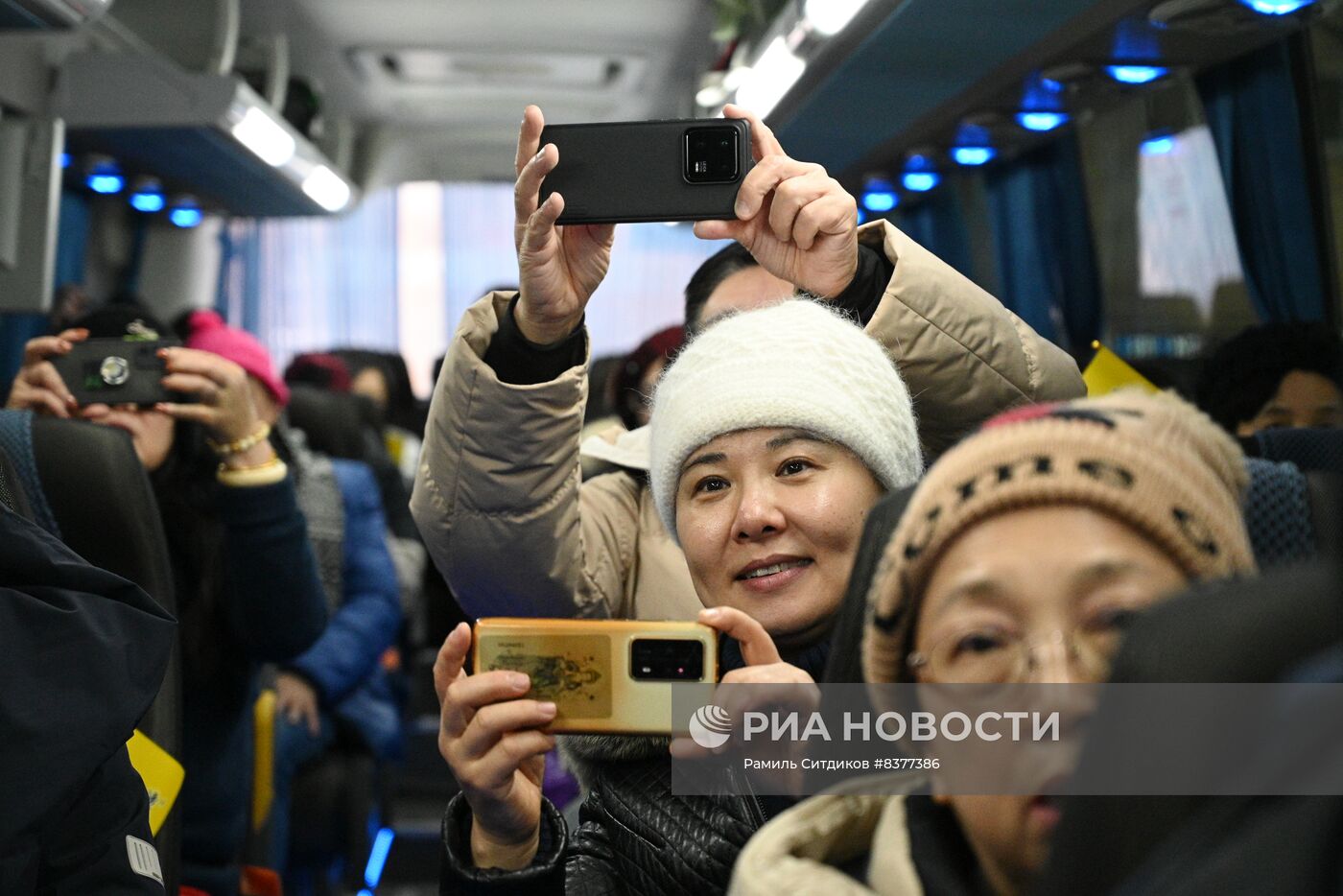 Первая группа туристов из Китая прибыла в Москву