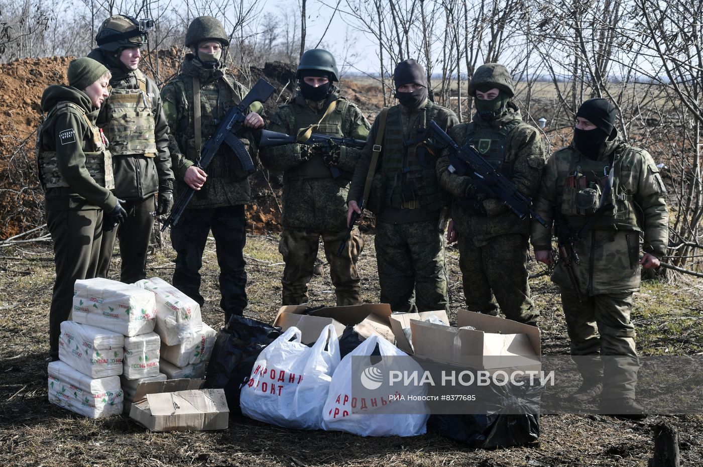 Передача гумпомощи от ОНФ военнослужащим ВС РФ в южном секторе СВО