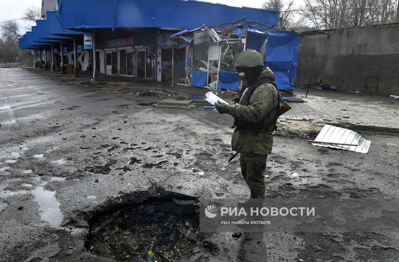 Последствия обстрела автовокзала в с. Васильевка Запорожской области