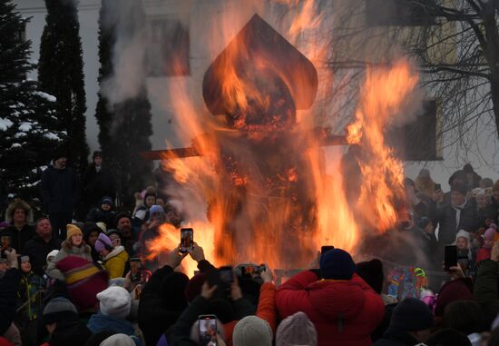 Масленица в Суздале