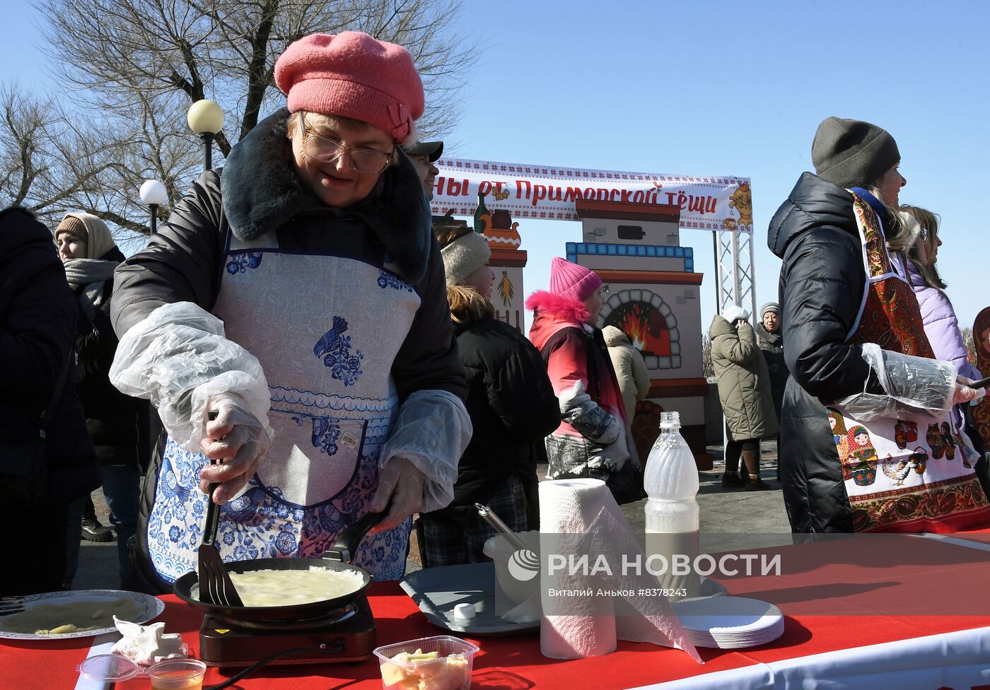 Празднование Масленицы в регионах России