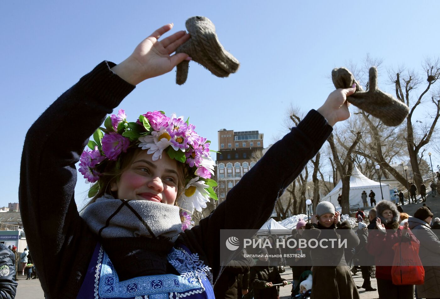 Празднование Масленицы в регионах России