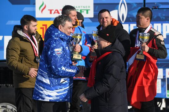 Российско-китайский фестиваль зимних видов спорта. Ралли на льду Амура