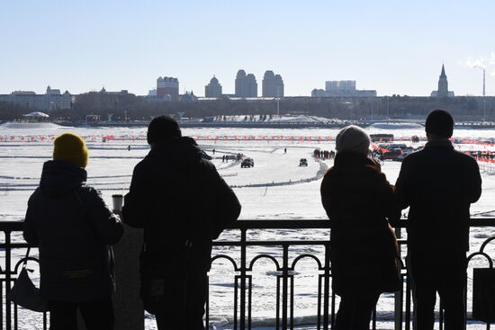 Российско-китайский фестиваль зимних видов спорта. Ралли на льду Амура