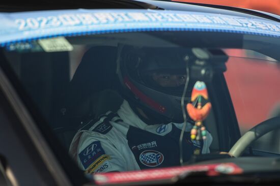 Российско-китайский фестиваль зимних видов спорта. Ралли на льду Амура