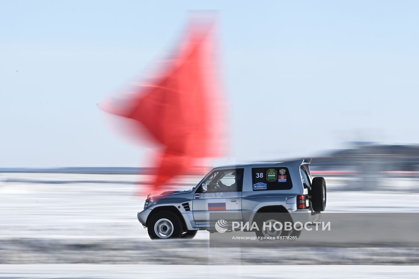 Российско-китайский фестиваль зимних видов спорта. Ралли на льду Амура