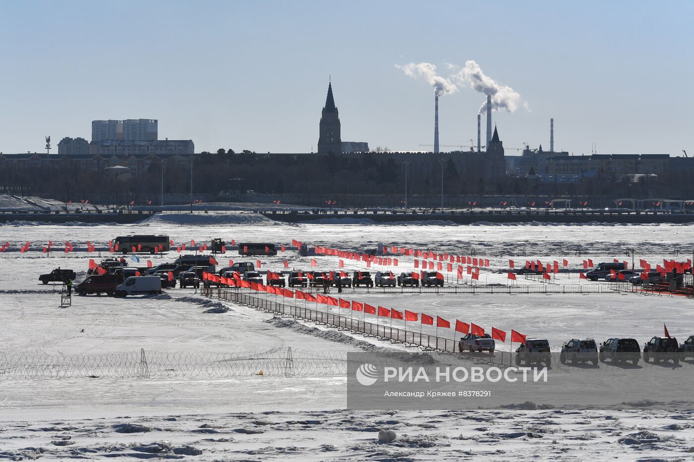 Российско-китайский фестиваль зимних видов спорта. Ралли на льду Амура