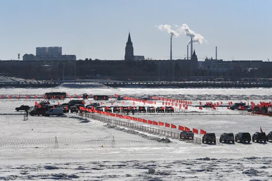 Российско-китайский фестиваль зимних видов спорта. Ралли на льду Амура