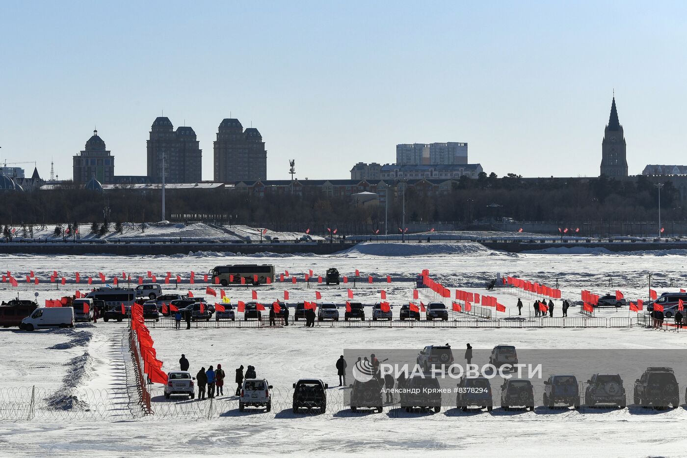 Российско-китайский фестиваль зимних видов спорта. Ралли на льду Амура
