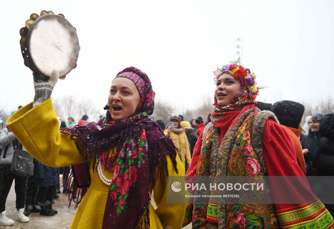 Празднование Масленицы в Москве