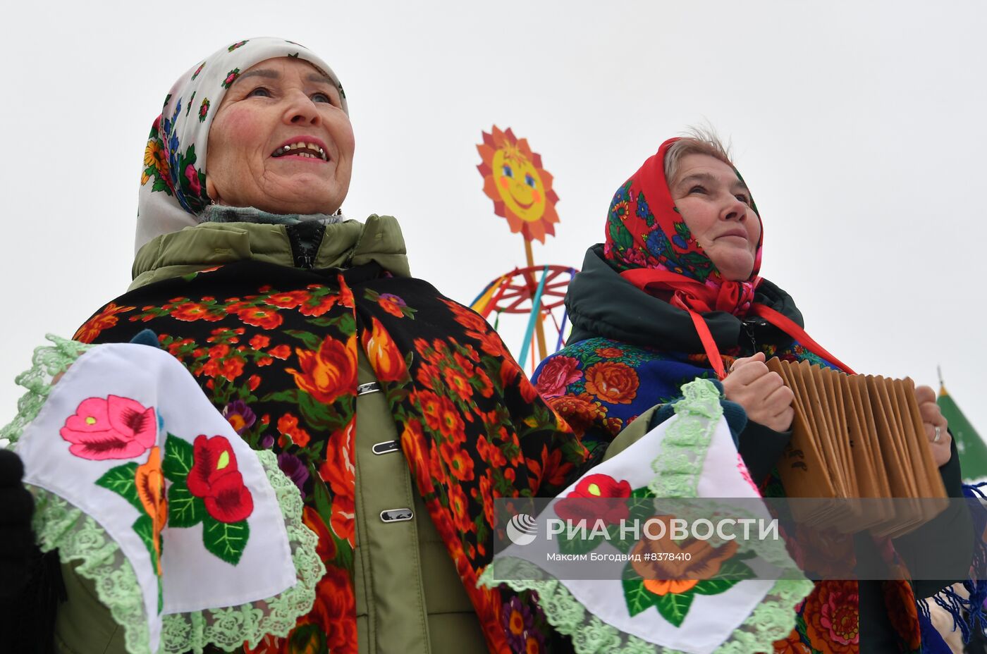 Празднование Масленицы в регионах России