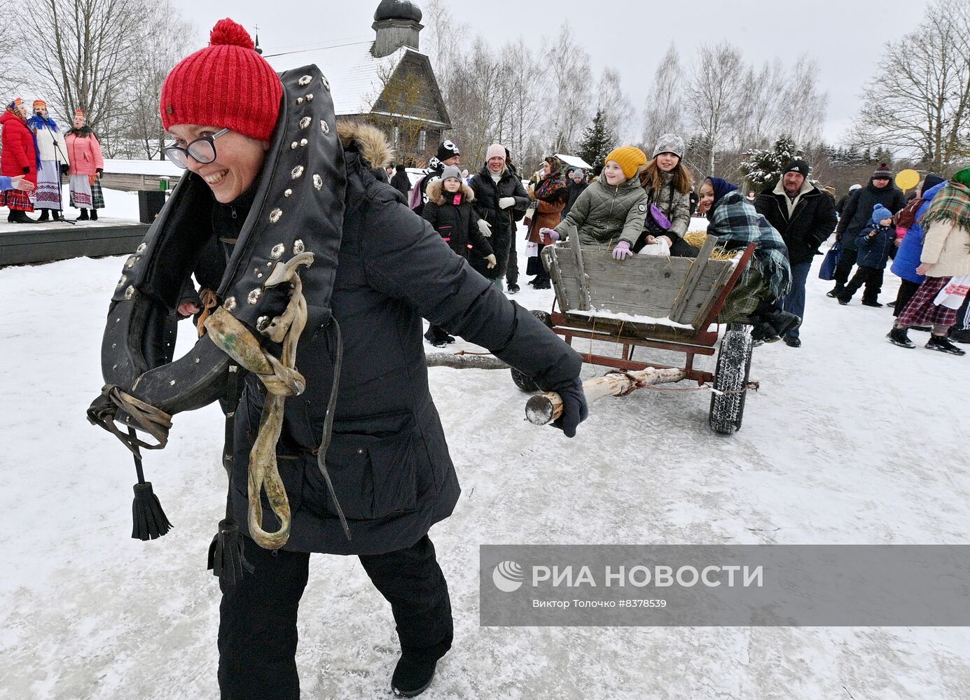 Празднование Масленицы в странах СНГ