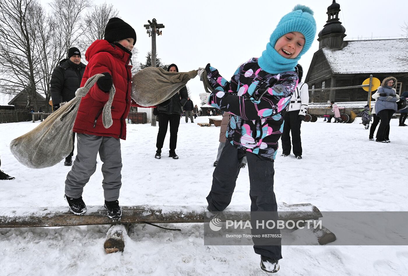 Празднование Масленицы в странах СНГ