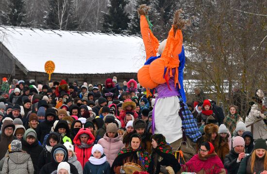 Празднование Масленицы в странах СНГ
