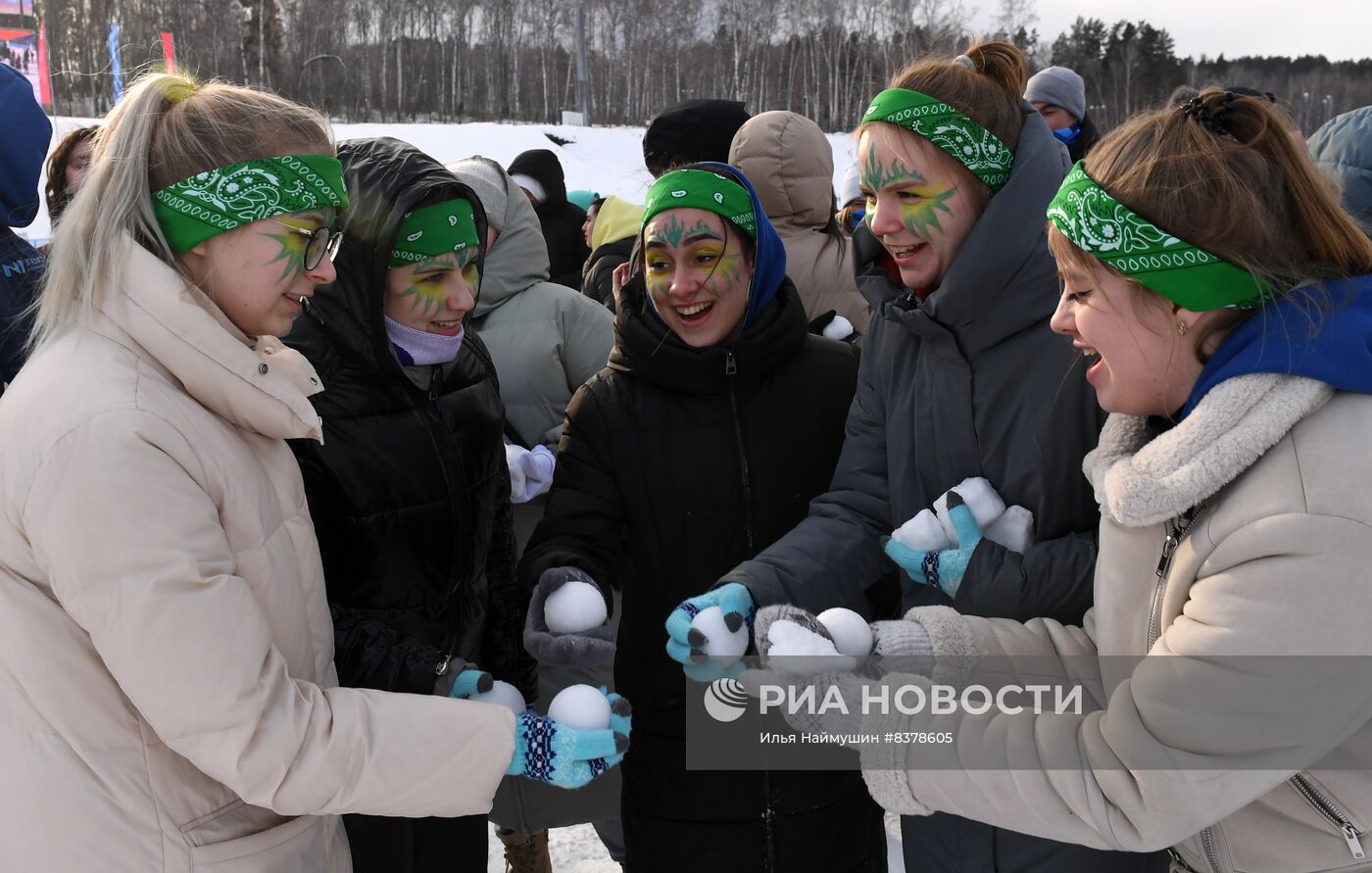 Массовая битва снежками в Красноярске