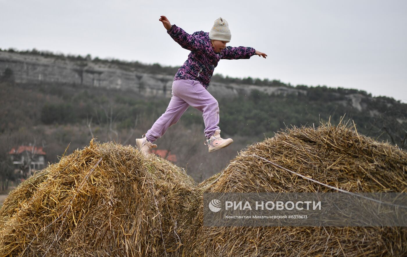 Празднование Масленицы в регионах России