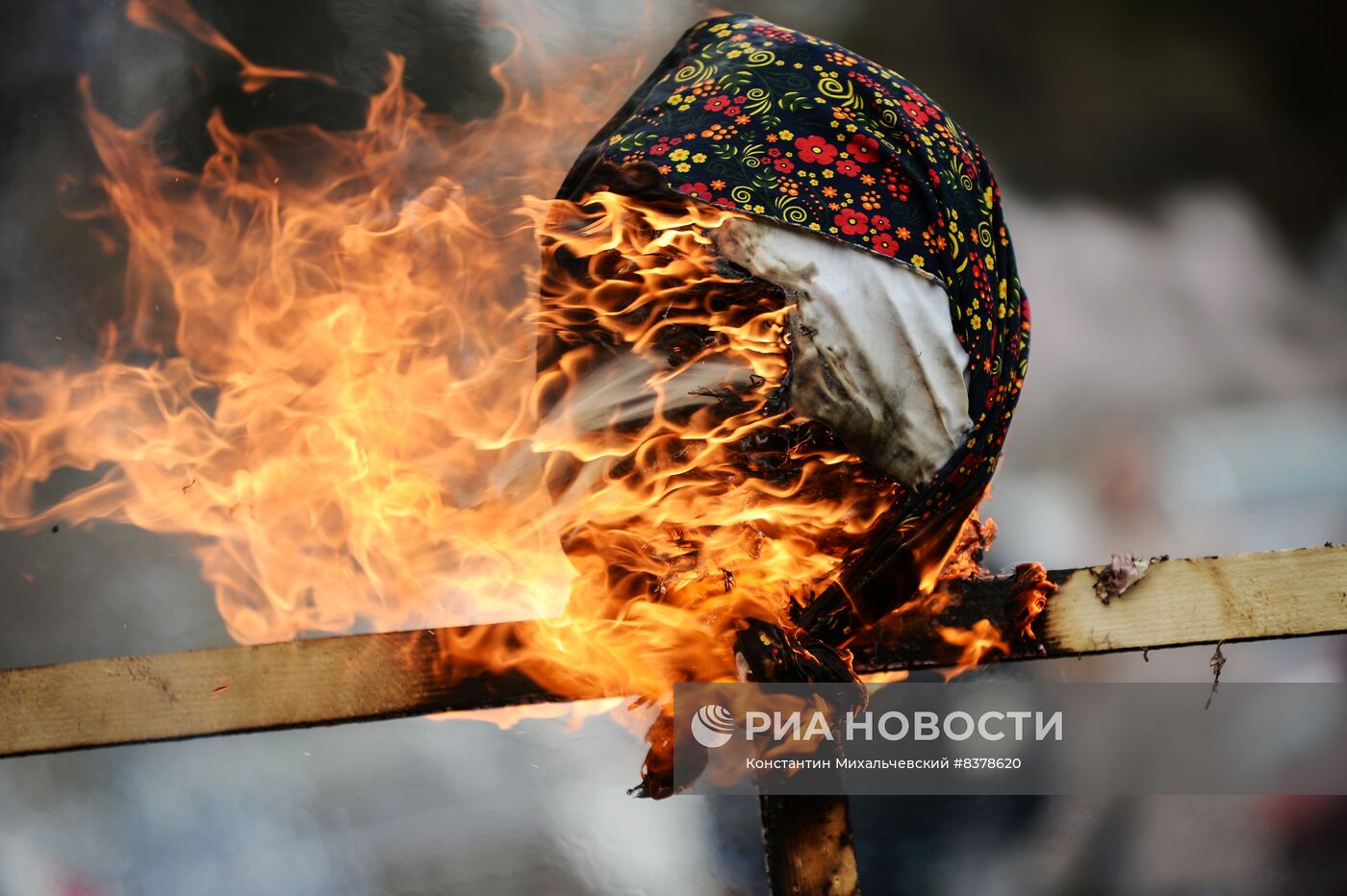 Празднование Масленицы в регионах России