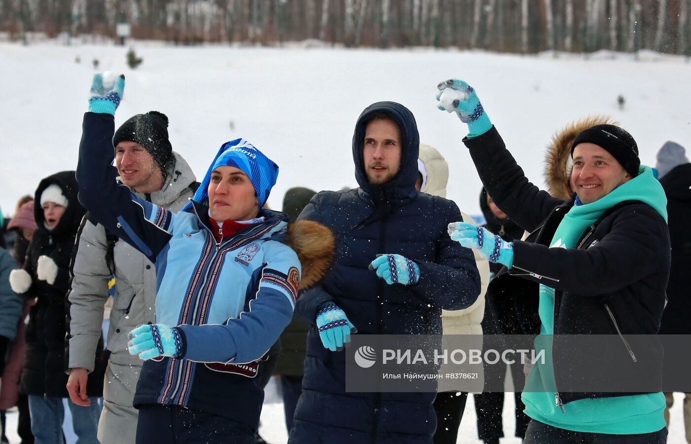 Массовая битва снежками в Красноярске