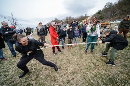 Празднование Масленицы в регионах России