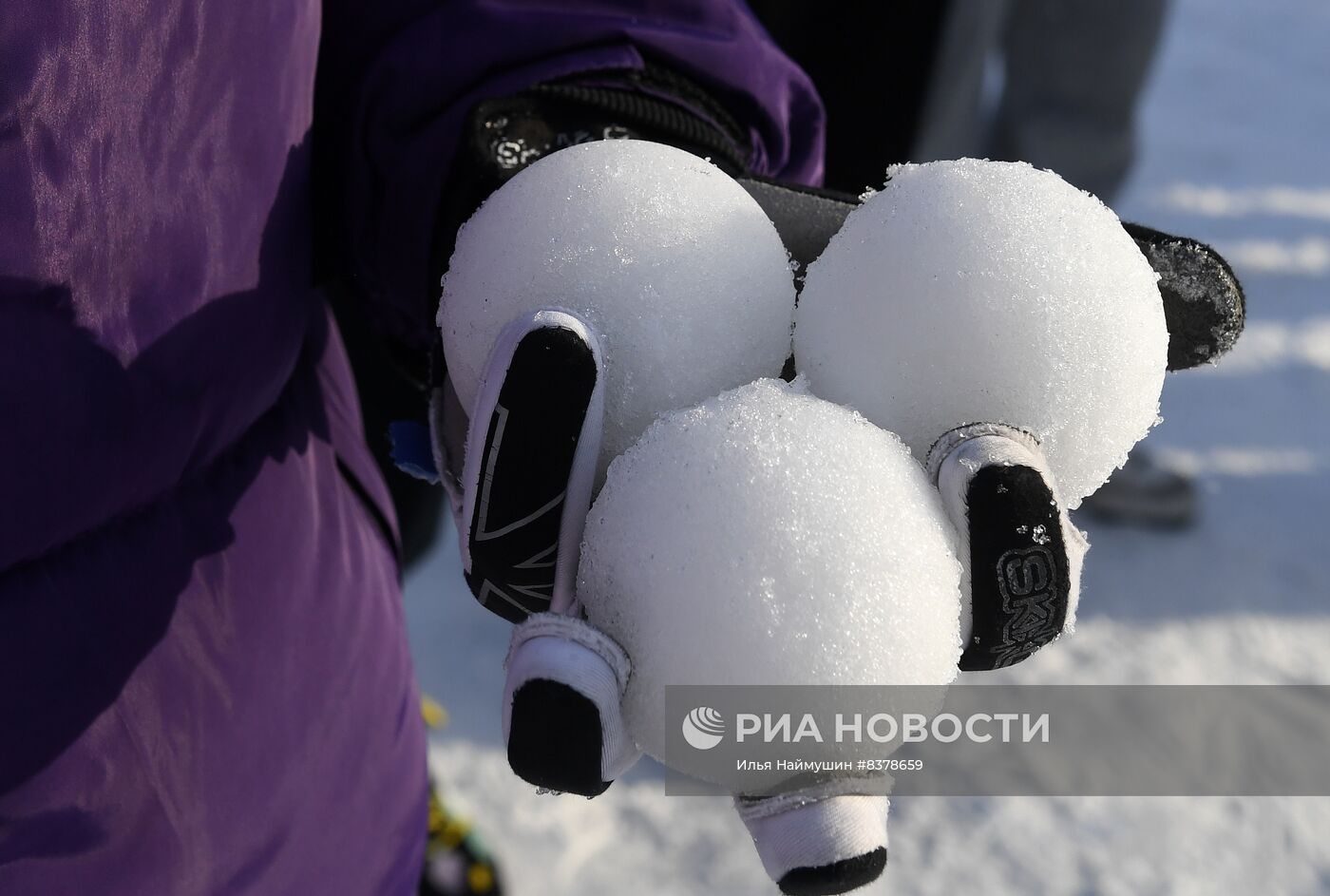 Массовая битва снежками в Красноярске