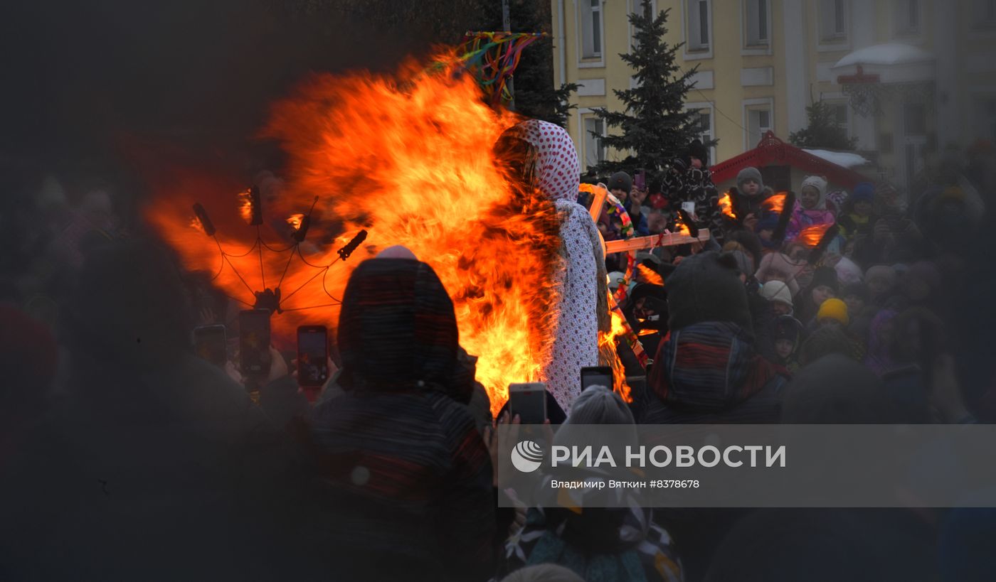 Масленица в Суздале