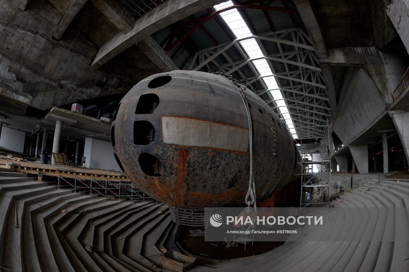 Подводная лодка "Ленинский комсомол" в музее "Остров фортов" в Петербурге