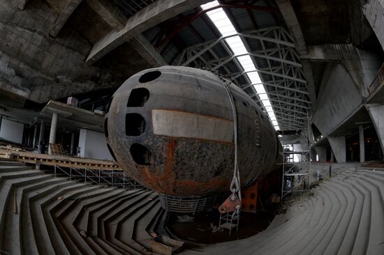 Подводная лодка "Ленинский комсомол" в музее "Остров фортов" в Петербурге