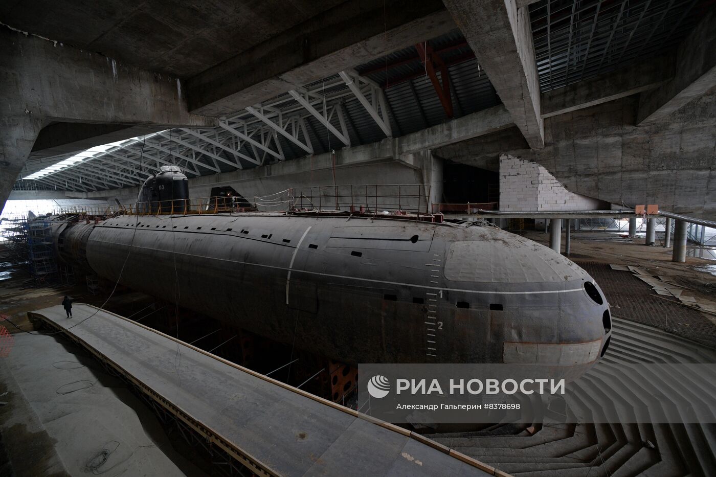 Подводная лодка "Ленинский комсомол" в музее "Остров фортов" в Петербурге