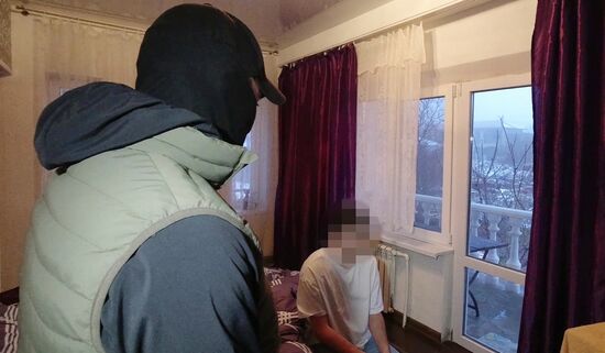 ФСБ России задержала граждан РФ , подозреваемых в  сотрудничестве с иностранными спецслужбами