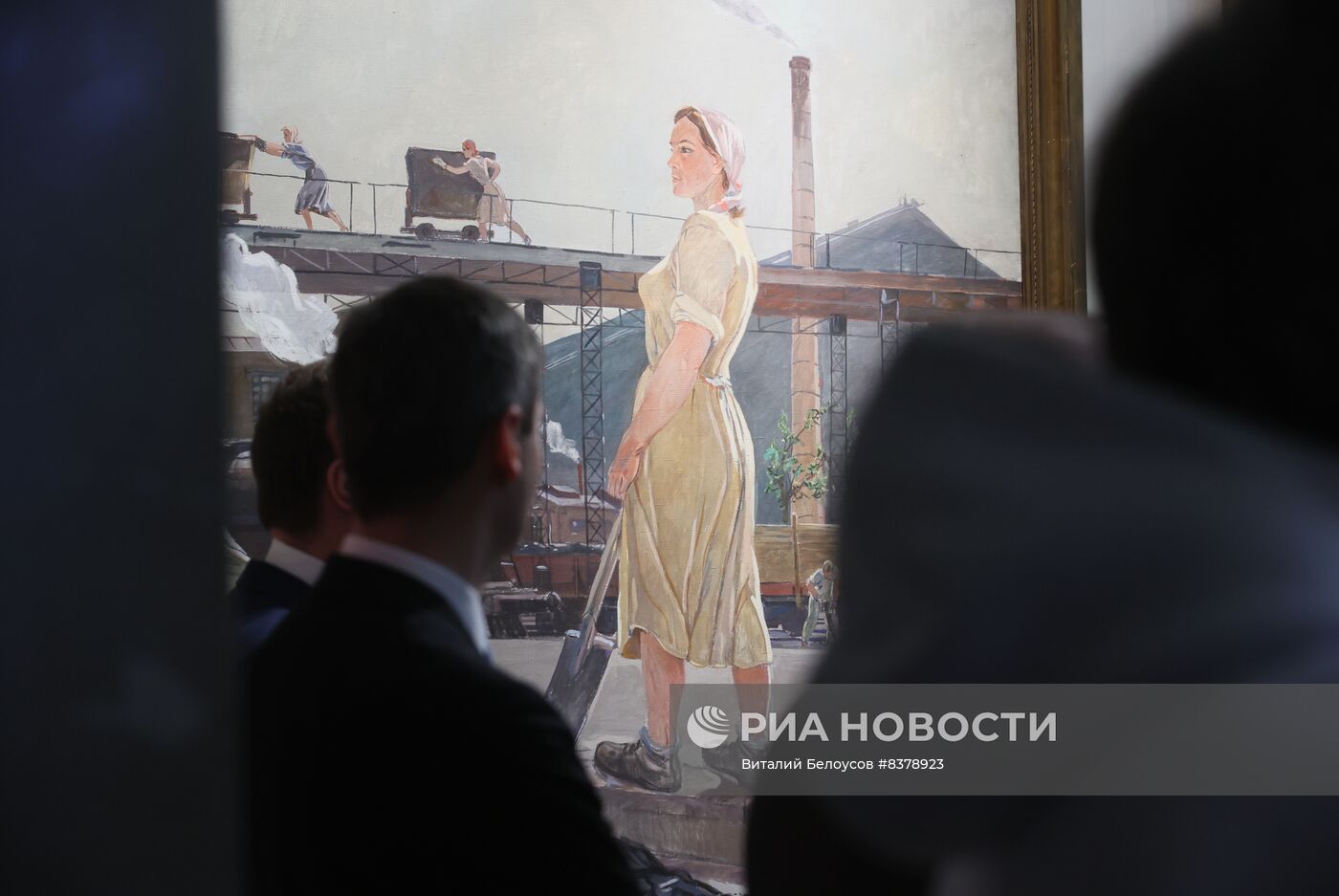 Выставка "Донбасс - Россия: история и современность"