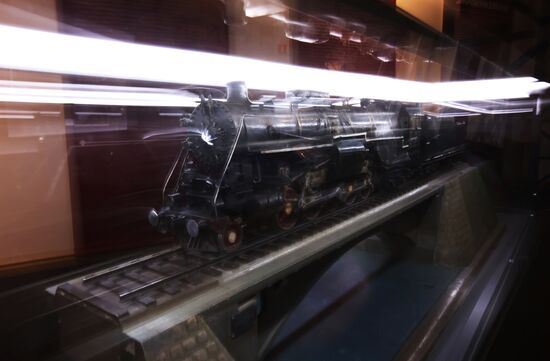 Выставка "Донбасс - Россия: история и современность"