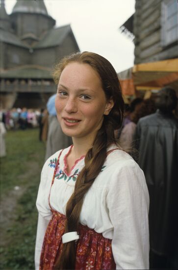 Международный симпозиум ЮНЕСКО "Использование источников народных танцев и их сценическая обработка"