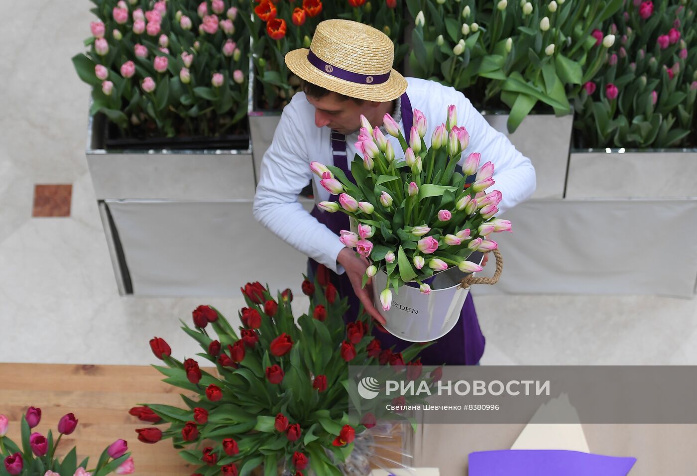 Цветочная ярмарка "Пассаж в цветах"