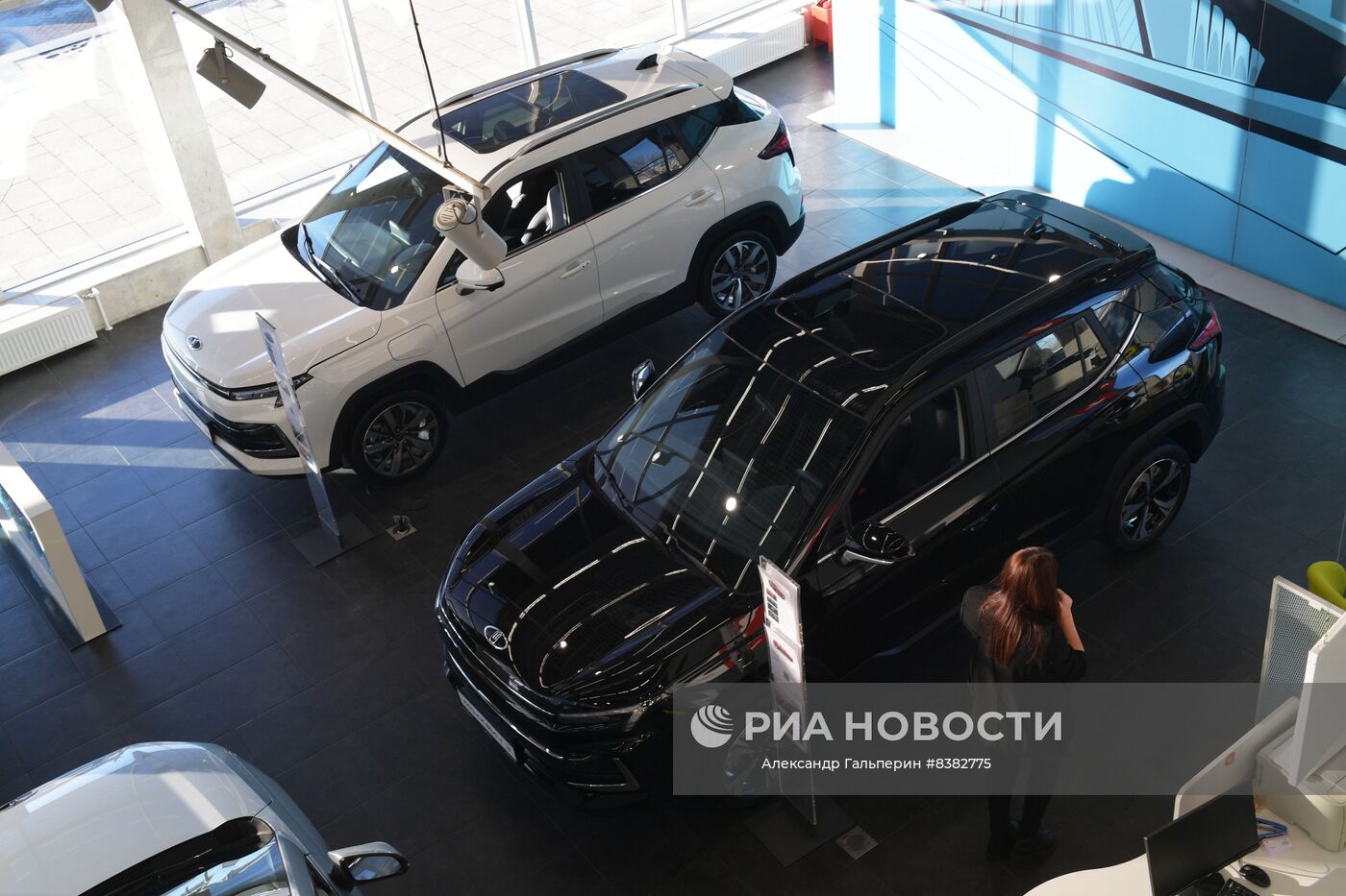 Старт продаж автомобилей "Москвич" у всех официальных дилеров