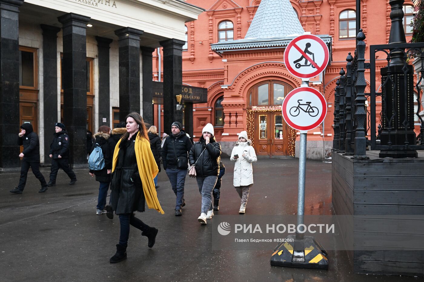 Знаки о запрете проезда на самокатах установили в Москве