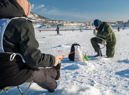 Фестиваль рыбалки на льду "Клевая Колыма" в Магадане