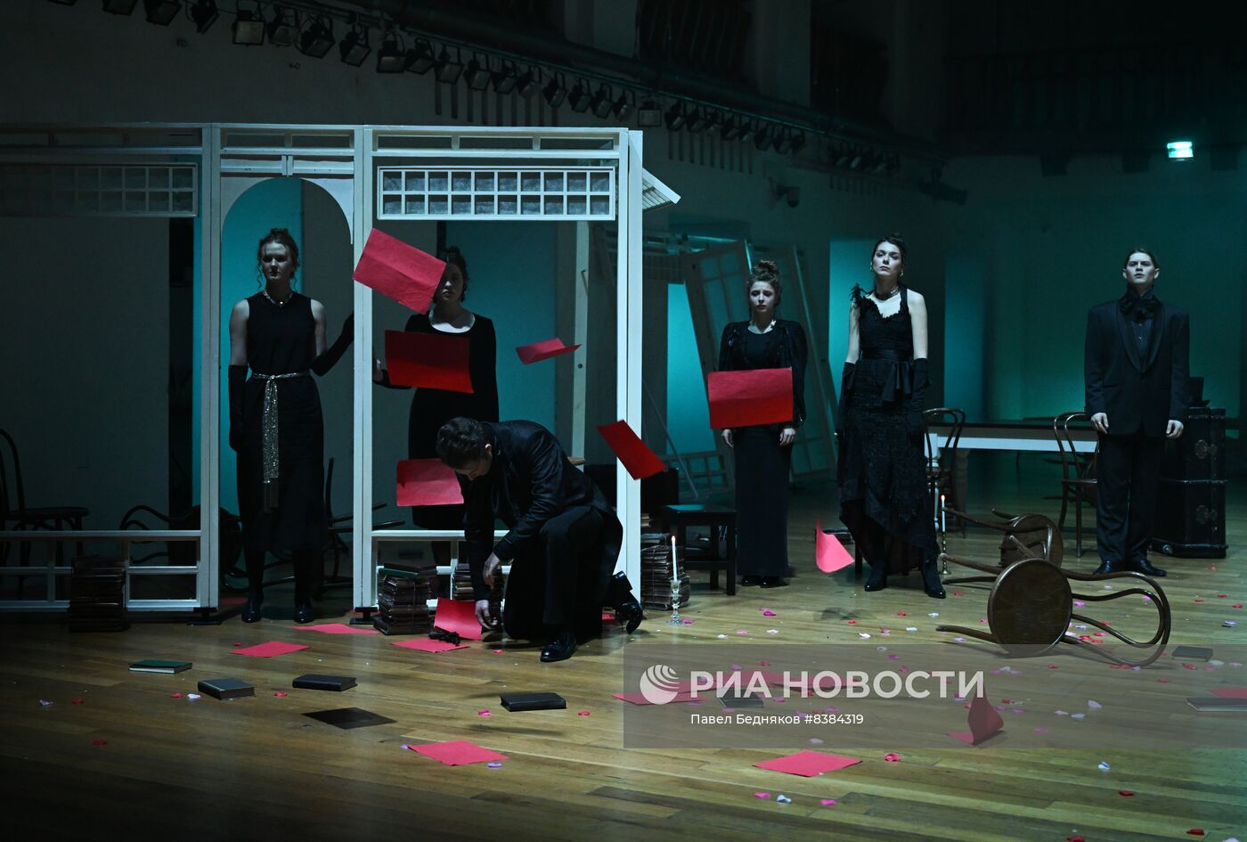 Спектакль "Чудный сон Татьяны" в театре "Школа драматического искусства"