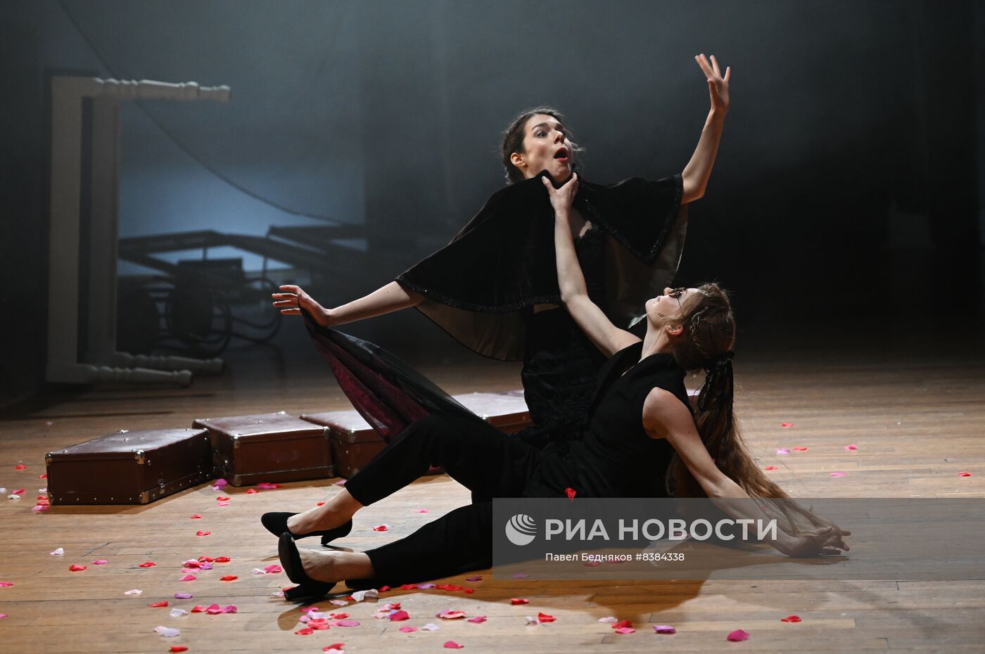 Спектакль "Чудный сон Татьяны" в театре "Школа драматического искусства"