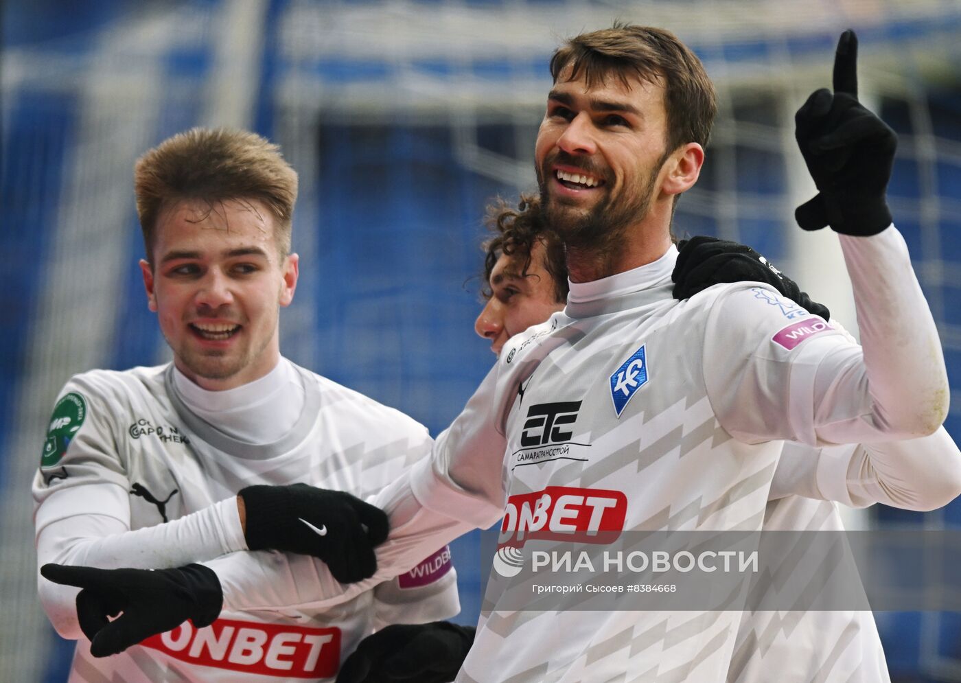 Футбол. РПЛ. Матч "Динамо" - "Крылья Советов"