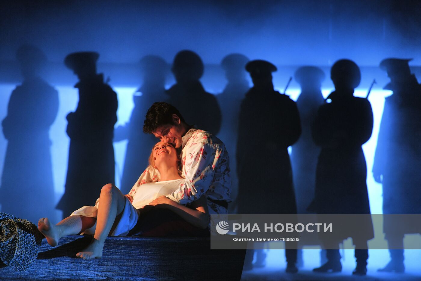 Спектакль "Тихий Дон" в театре "Русская песня"