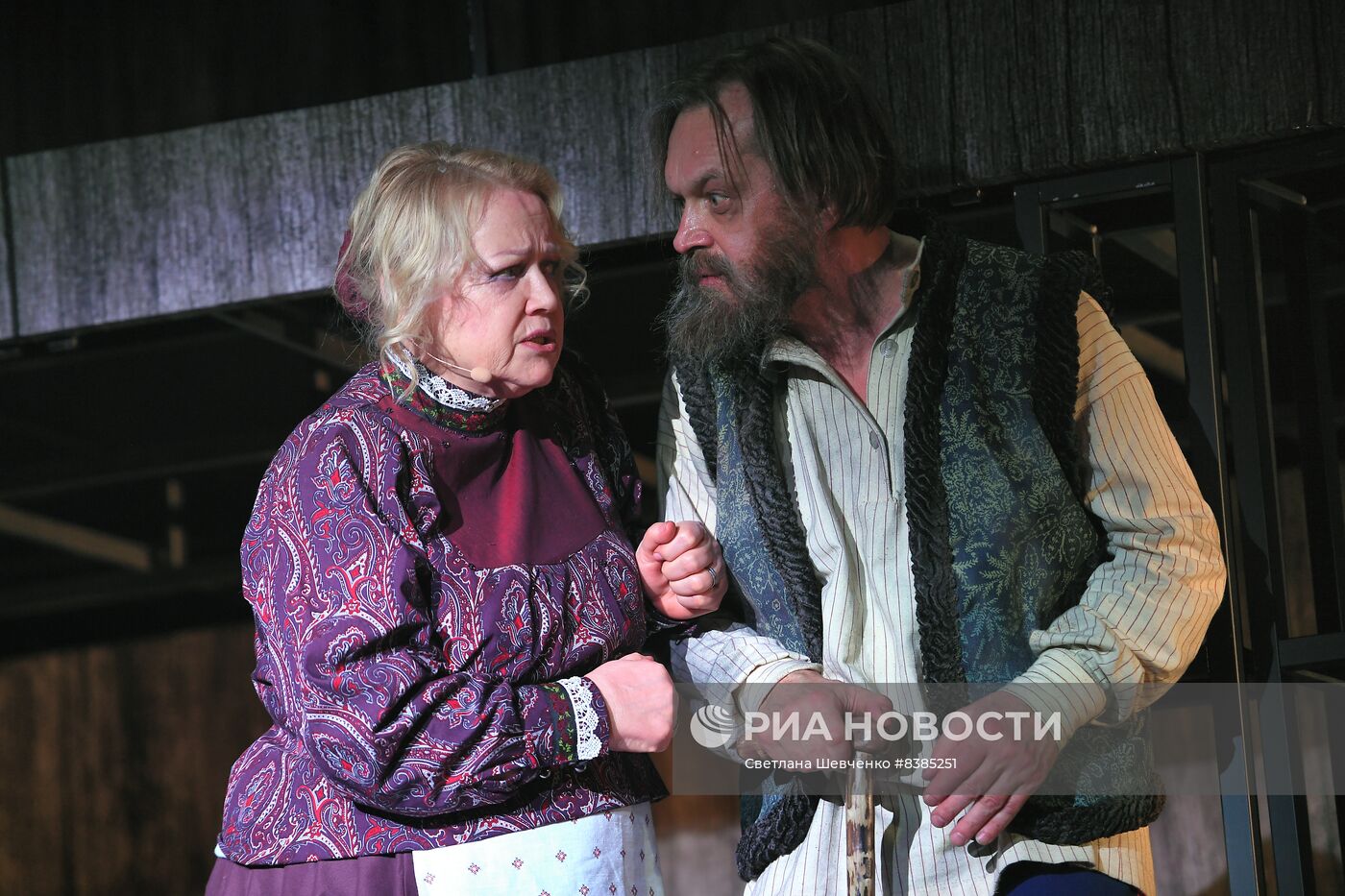 Спектакль "Тихий Дон" в театре "Русская песня"