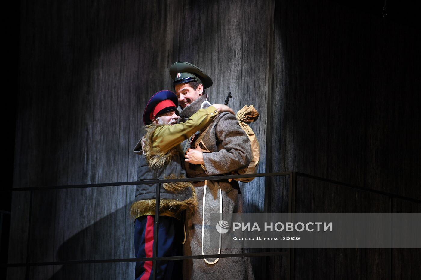 Спектакль "Тихий Дон" в театре "Русская песня"