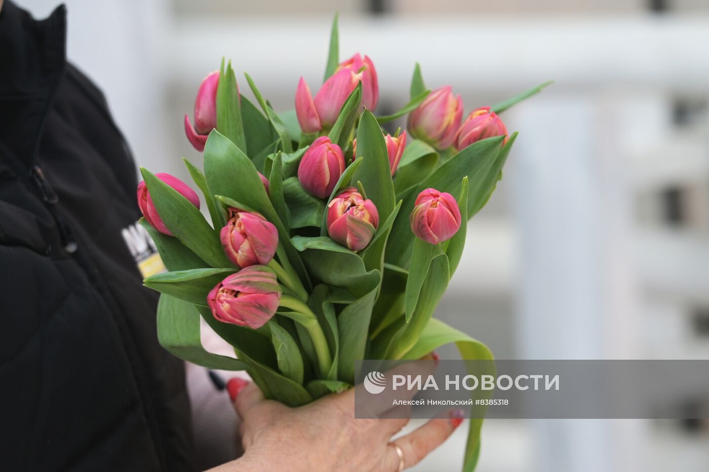 Продажа цветов к 8 марта в Московской области