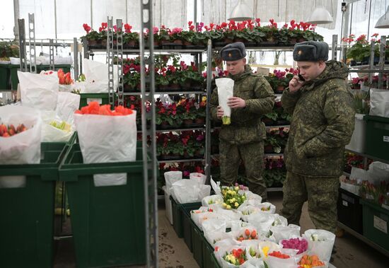 Продажа цветов к 8 марта в Московской области