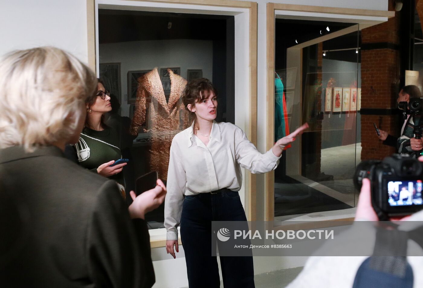 Выставка "Дом моделей. Индустрия образов"