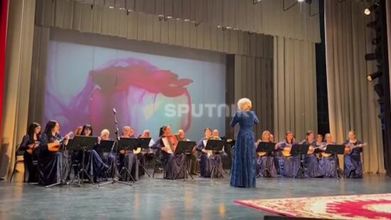 Руководитель администрации главы государства Алан Джиоев поздравил женщин от имени Алана Гаглоева