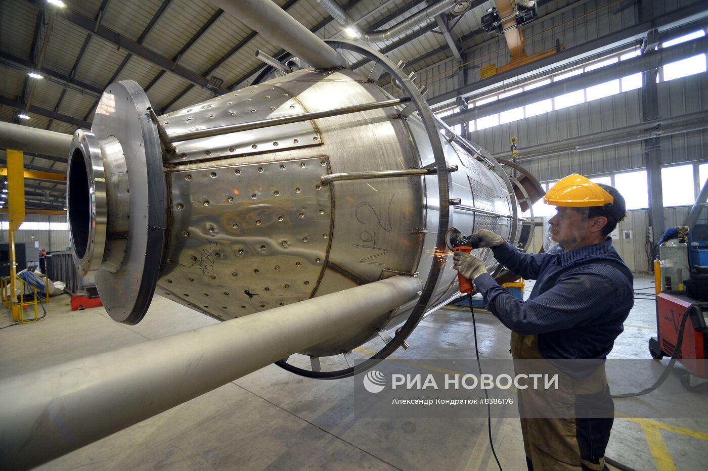 Производство тяжелой техники на машиностроительном заводе "УралСпецТранс"