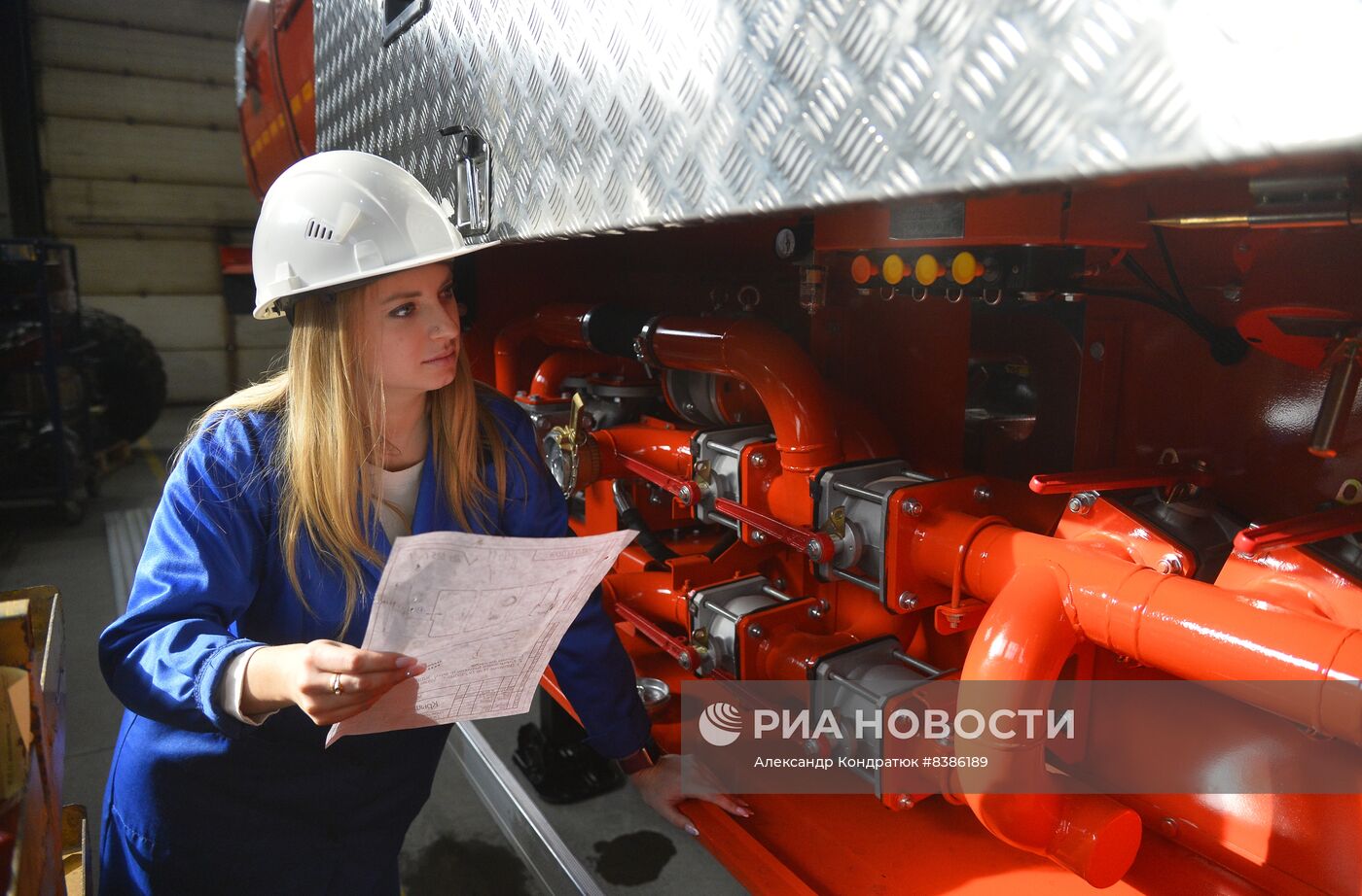 Производство тяжелой техники на машиностроительном заводе "УралСпецТранс"