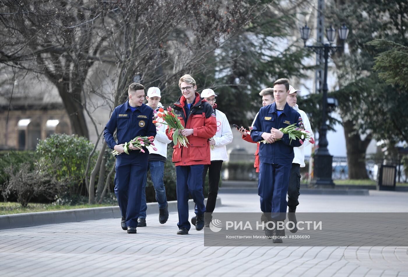 Международный женский день в России